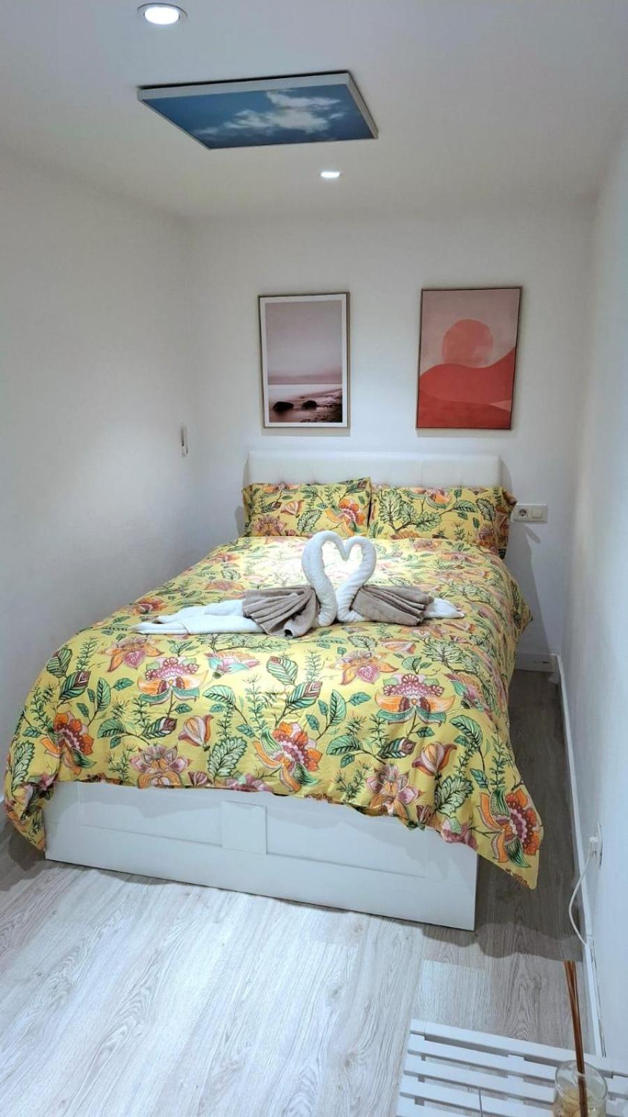 Moderno Apartamento Con Garaje Privado En El Centro De ヴィーゴ エクステリア 写真