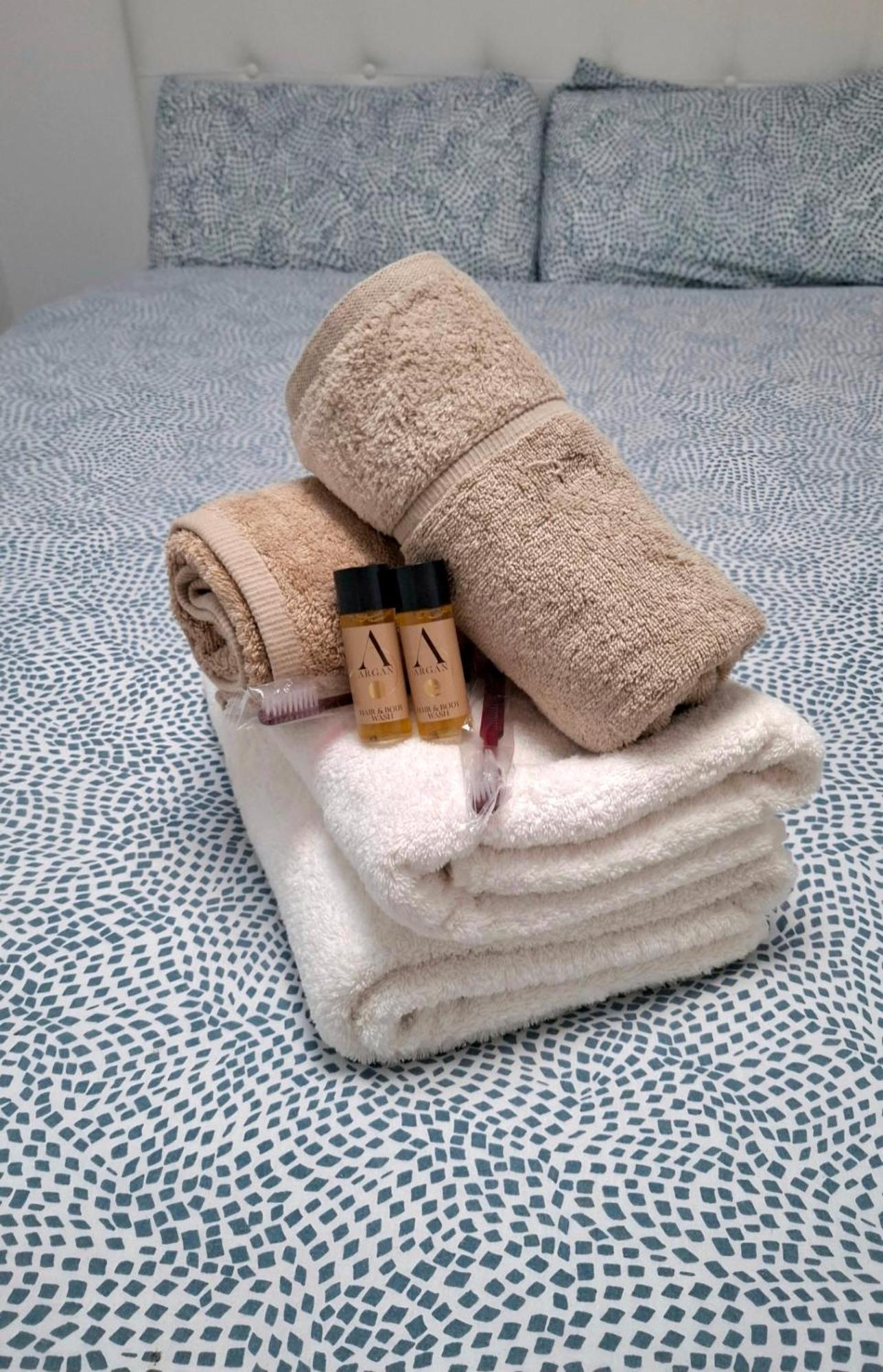 Moderno Apartamento Con Garaje Privado En El Centro De ヴィーゴ 部屋 写真